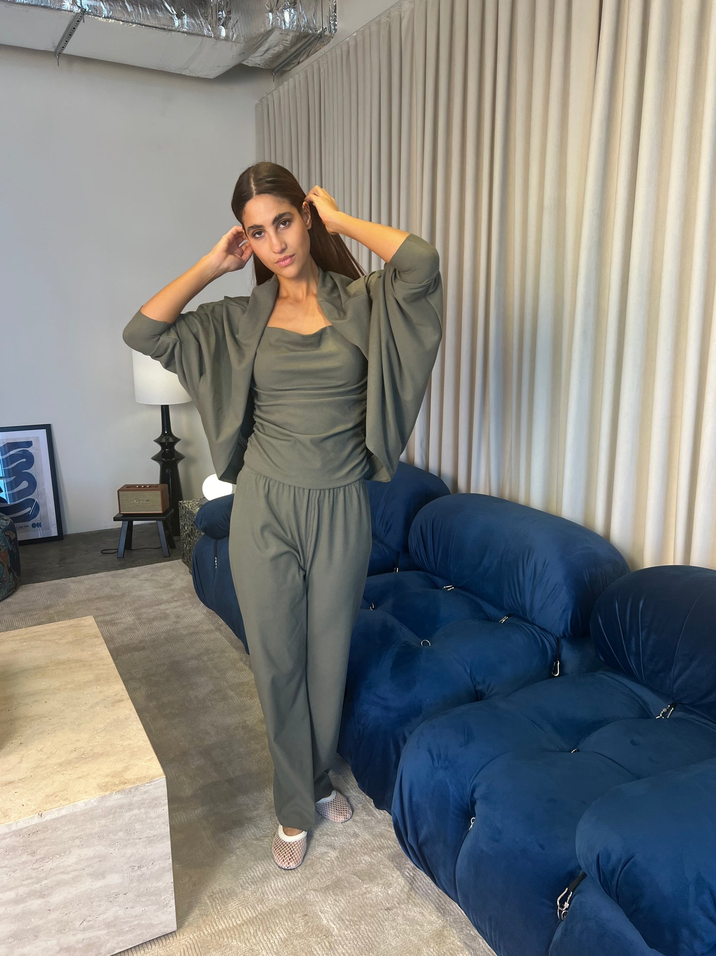 Three pieces set brown