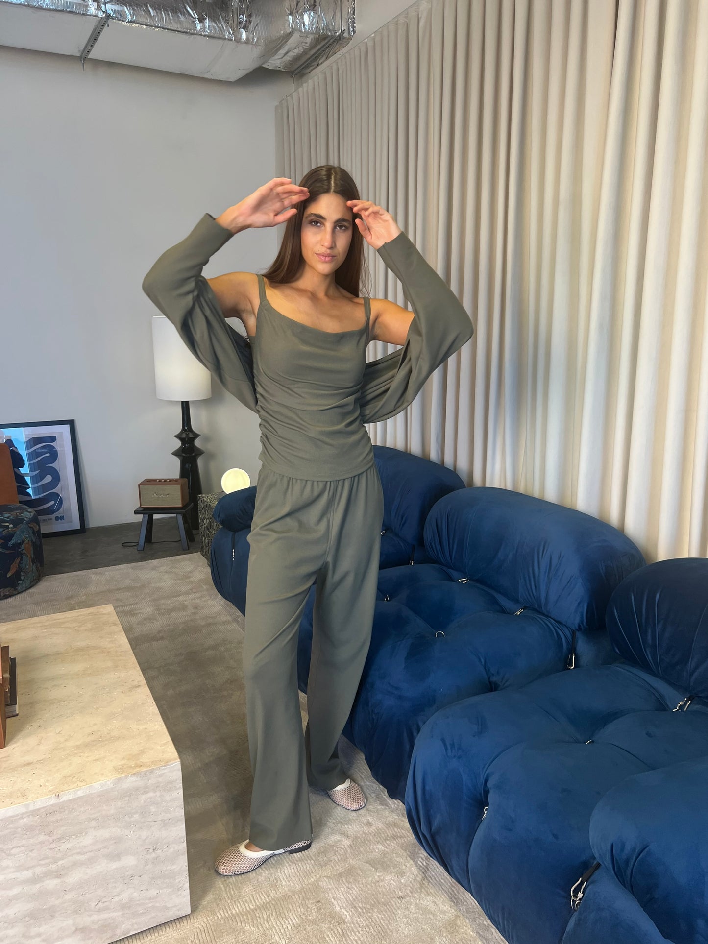 Three pieces set brown